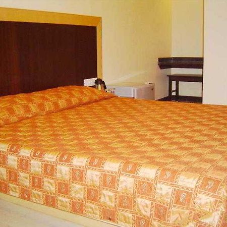 Venus Residency Hotel Bangalore Buitenkant foto